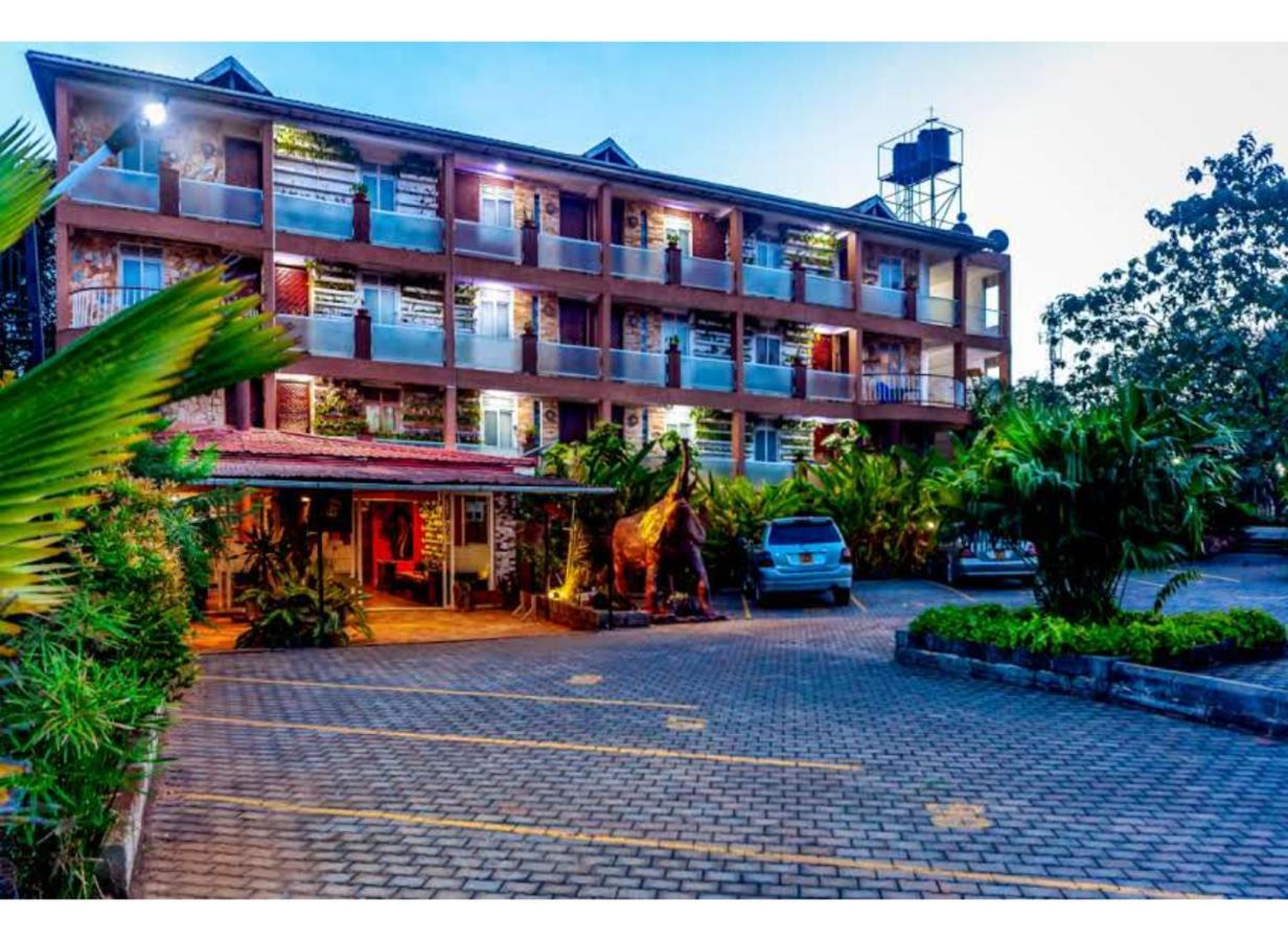 African Tribe Hotel Kampala Dış mekan fotoğraf