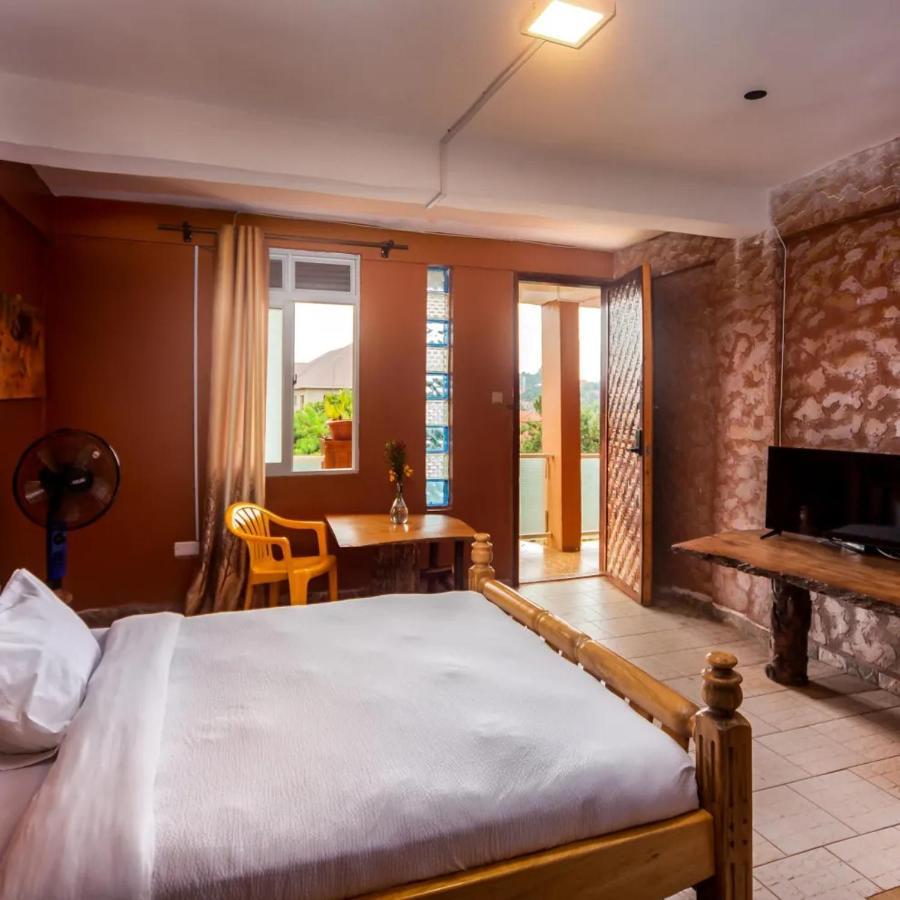 African Tribe Hotel Kampala Dış mekan fotoğraf