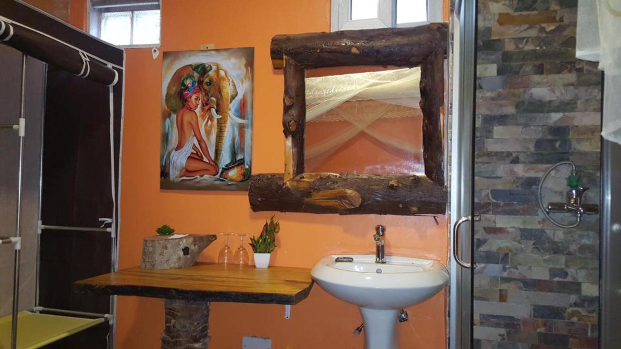 African Tribe Hotel Kampala Dış mekan fotoğraf