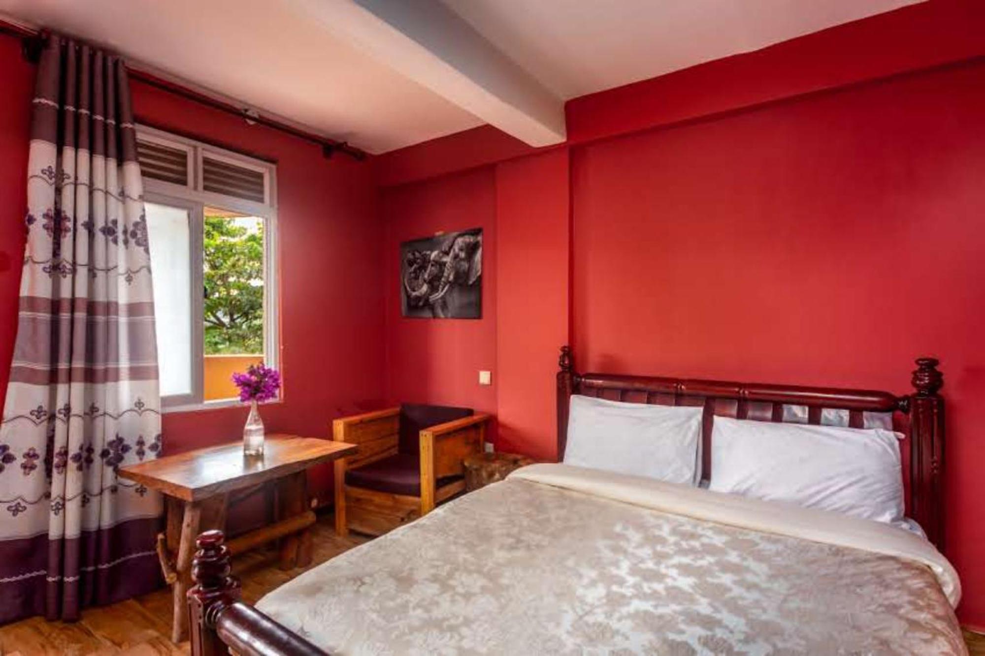 African Tribe Hotel Kampala Dış mekan fotoğraf