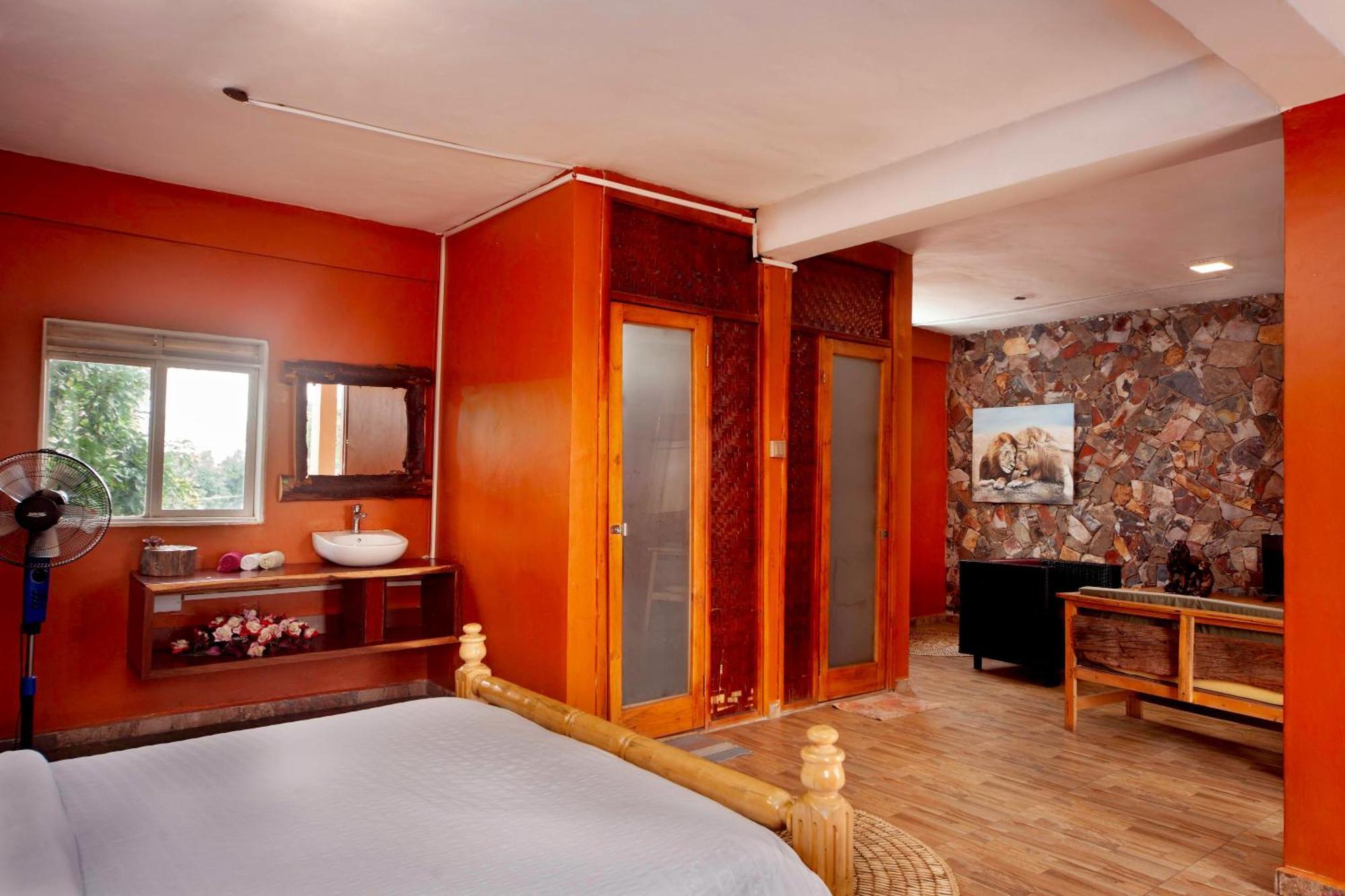 African Tribe Hotel Kampala Dış mekan fotoğraf