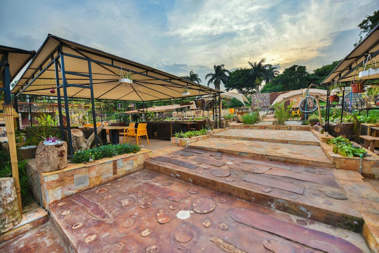 African Tribe Hotel Kampala Dış mekan fotoğraf